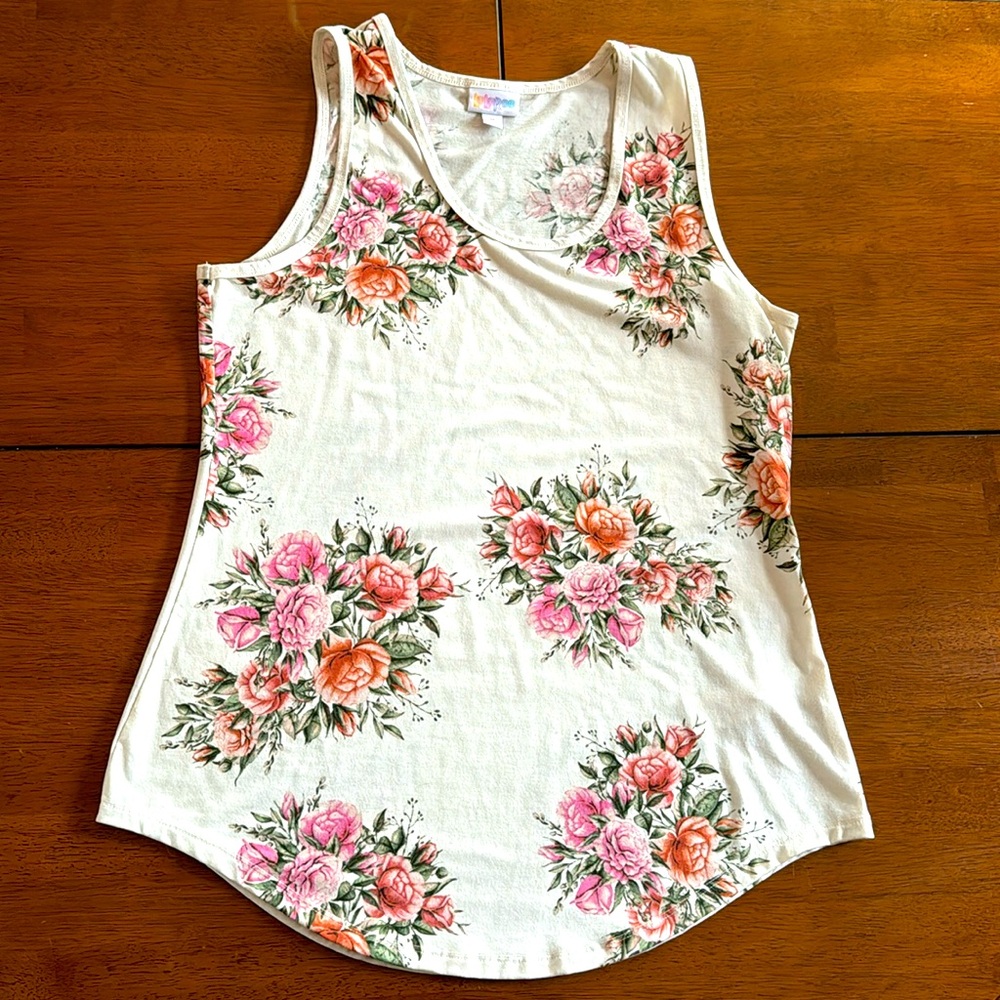 Lularoe Tank Top size Medium